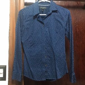 2/$20 Banana Republic Button-Up